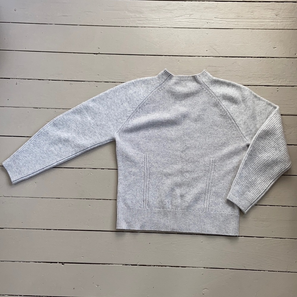 Club Monaco Lux Cashmere Mockneck Sweater size M